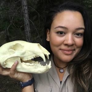 Meet your Posher, Sarinah